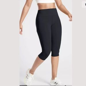 Athleta Ultimate Stash Pocket Crop Leggings XS